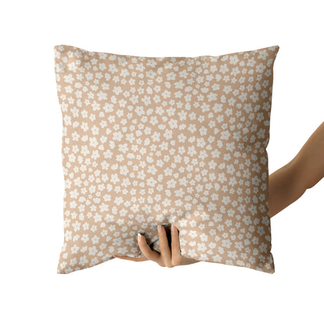 Decorative Pillows in Natural Tones